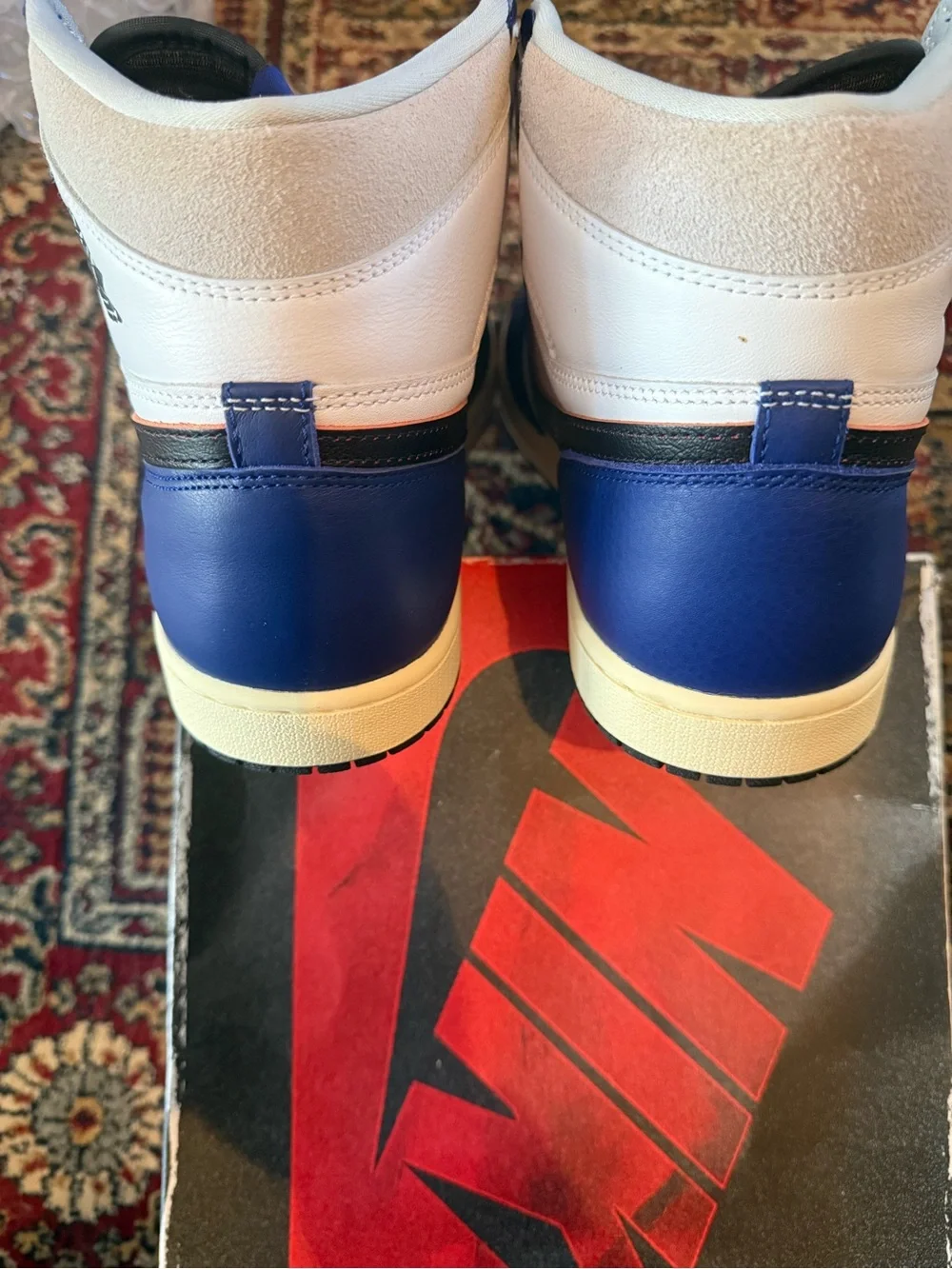 Jordan 1 Retro High OG Rare Air - High Top Sneakers - White, Blue & Black